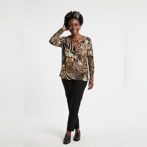 NWOT The Avenue Animal Print Criss Cross Front Long Sleeve Top Size 22/24